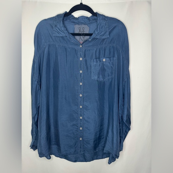 Free People Tops - Free People 100% Silk Blue Button Up Top